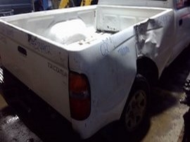 2002 TOYOTA TACOMA WHITE, STD CAB, 2.4 AT, 2WD.  Z24902